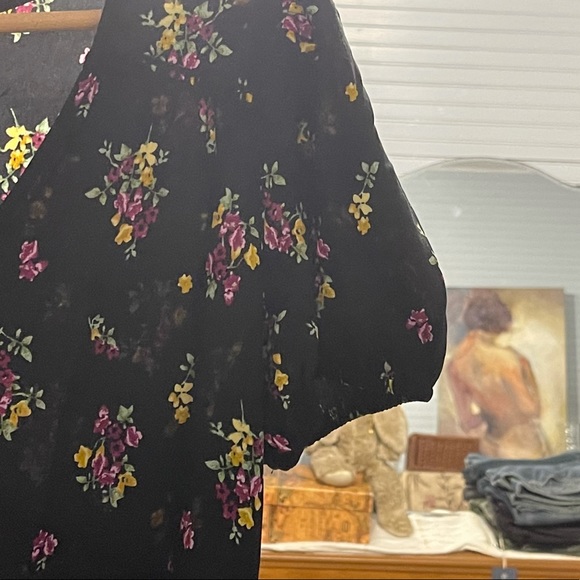 ғʟᴏʀᴀʟ, ғɪᴛᴛᴇᴅ ᴍɪɴɪ - Picture 2 of 5